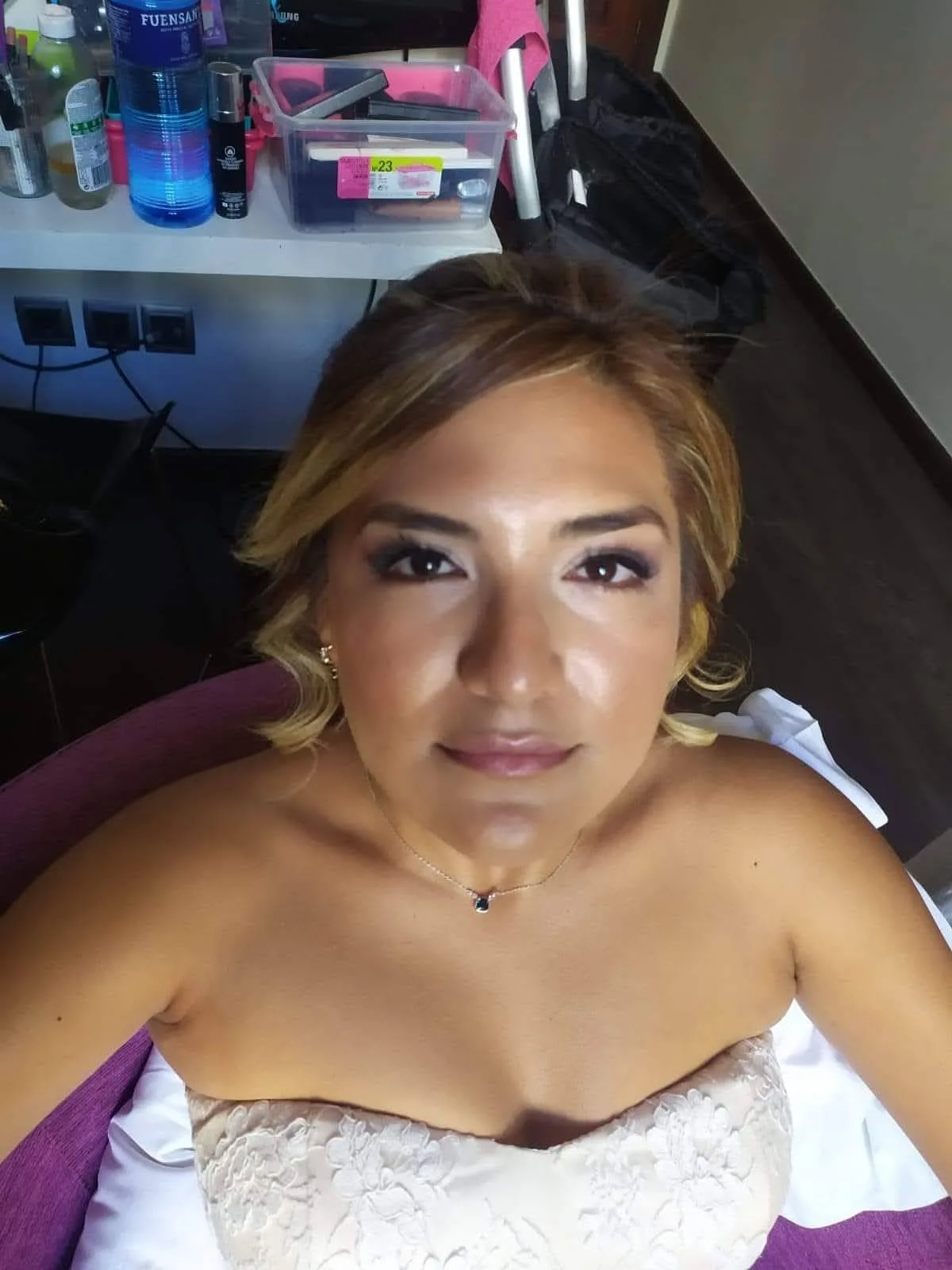 Maquillaje realizado a una clienta, foto 7